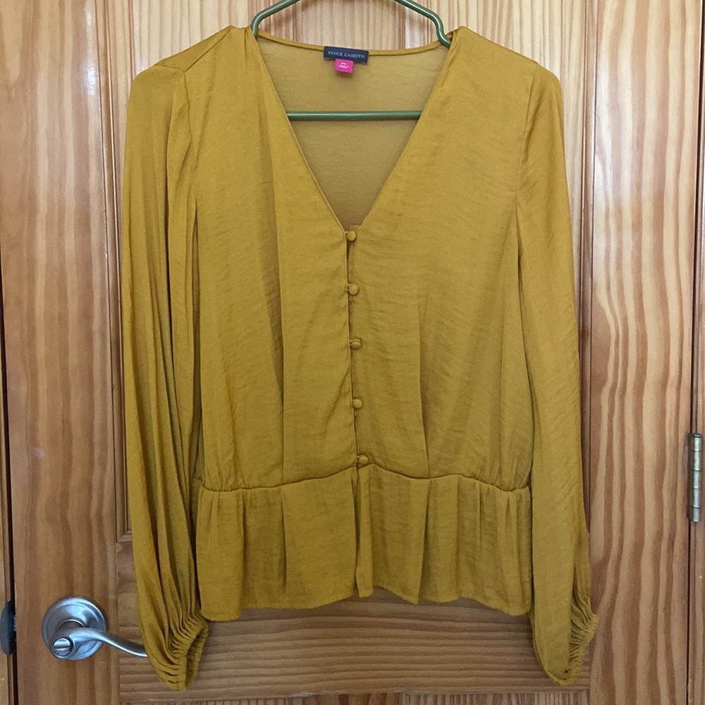 Vince Camuto Mustard Yellow Blouse (in Size SP) - Picture 2 of 4
